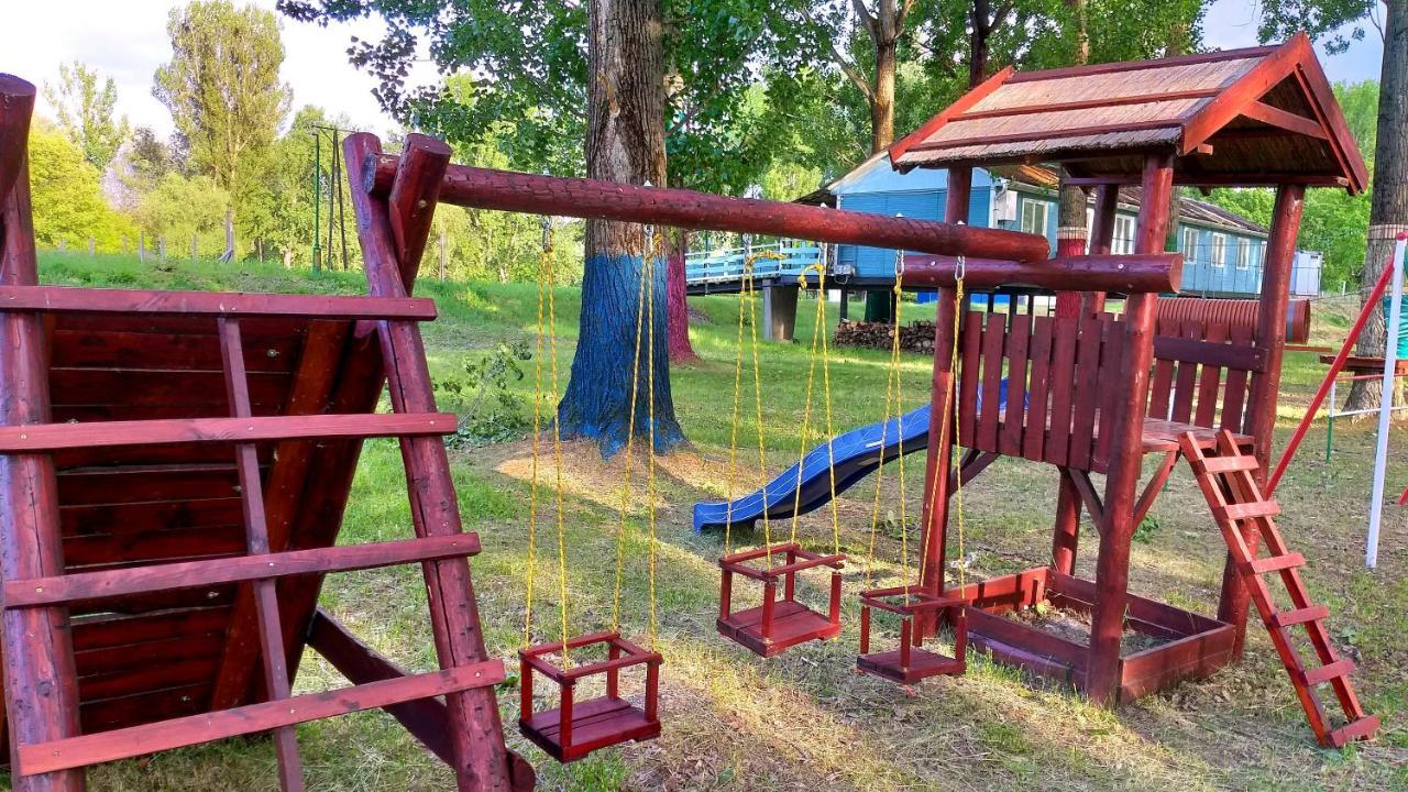Tisza Camping&Kalandpark Tokaj Hotel Rakamaz Bagian luar foto
